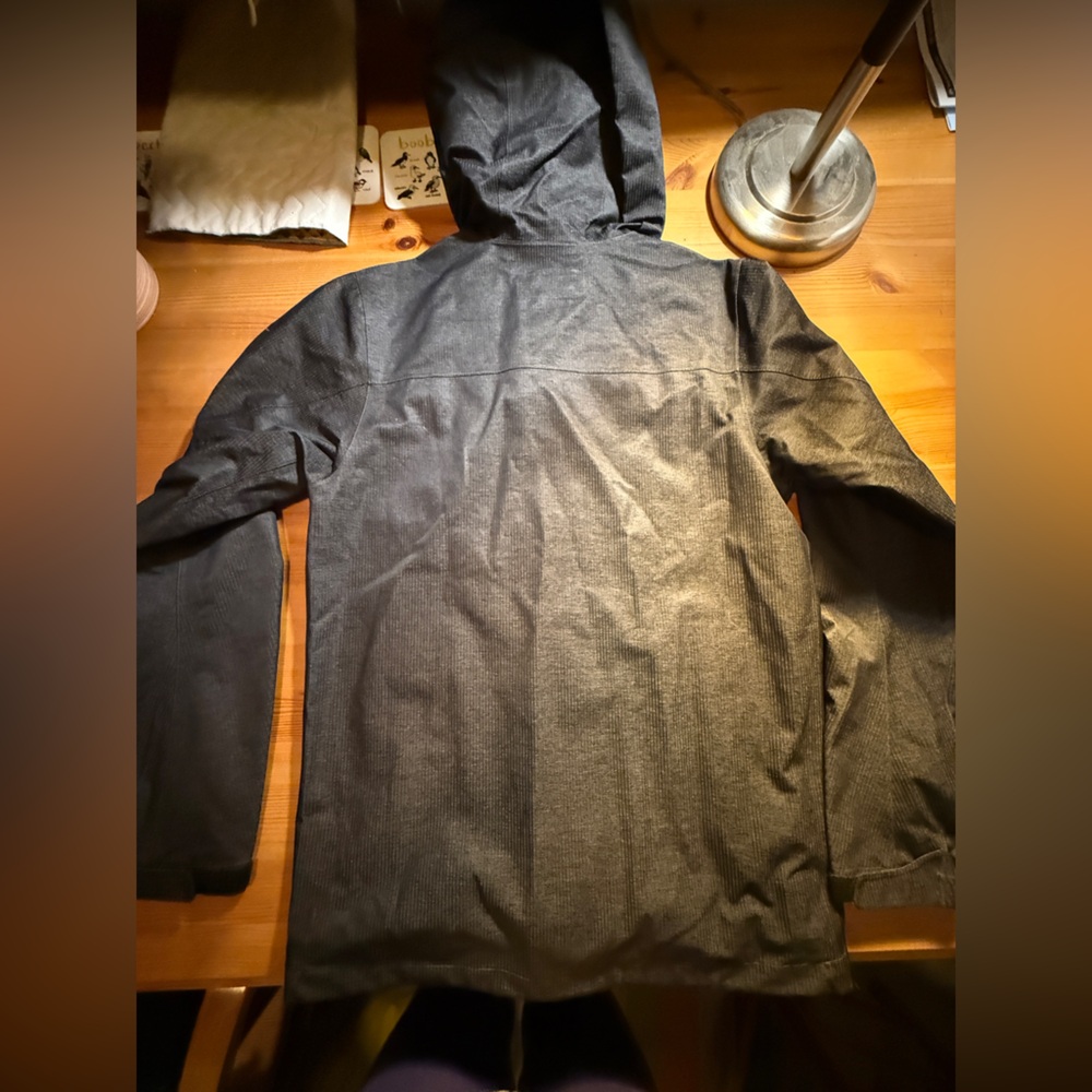 Washington State Nike Pro Rain Jacket - Picture 10 of 11